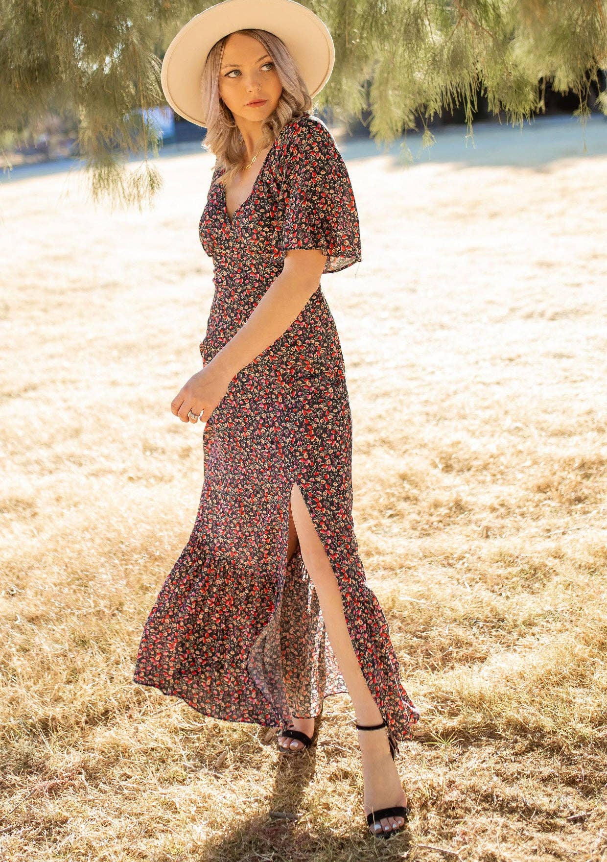 Vintage Floral Print Flutter Sleeve Maxi Dress
