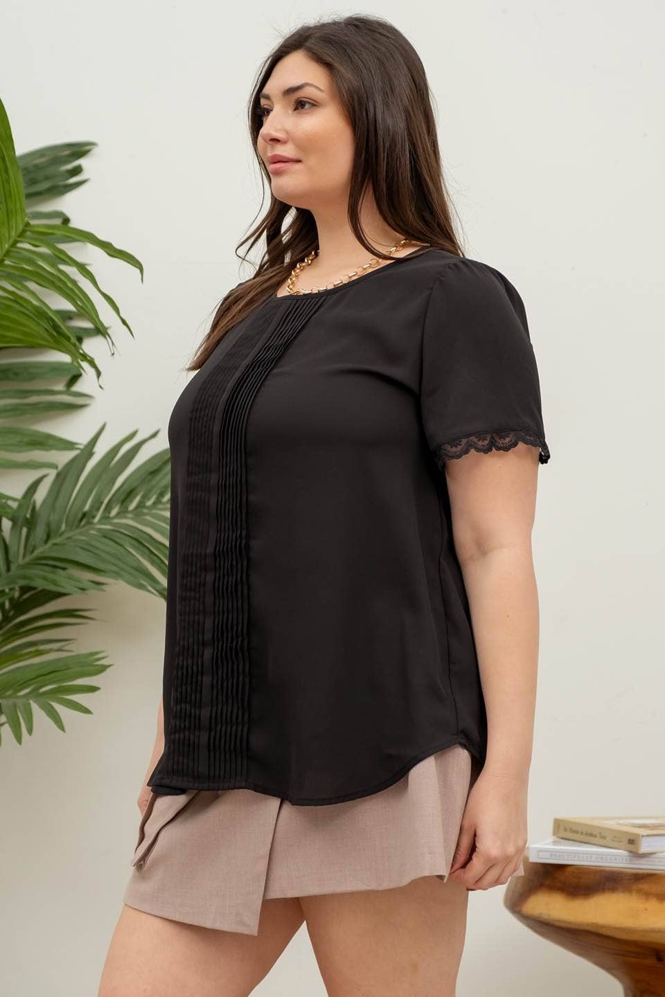 Plus Short Sleeve Lace Trim Pleated Top