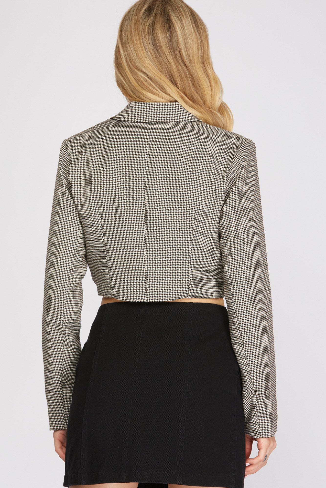 Vintage-Inspired Houndstooth Cropped Blazer