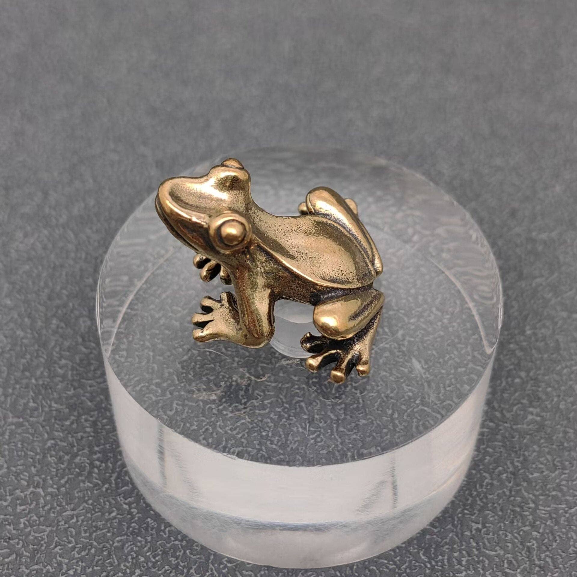 Vintage Brass Little Frog Desktop Figurine