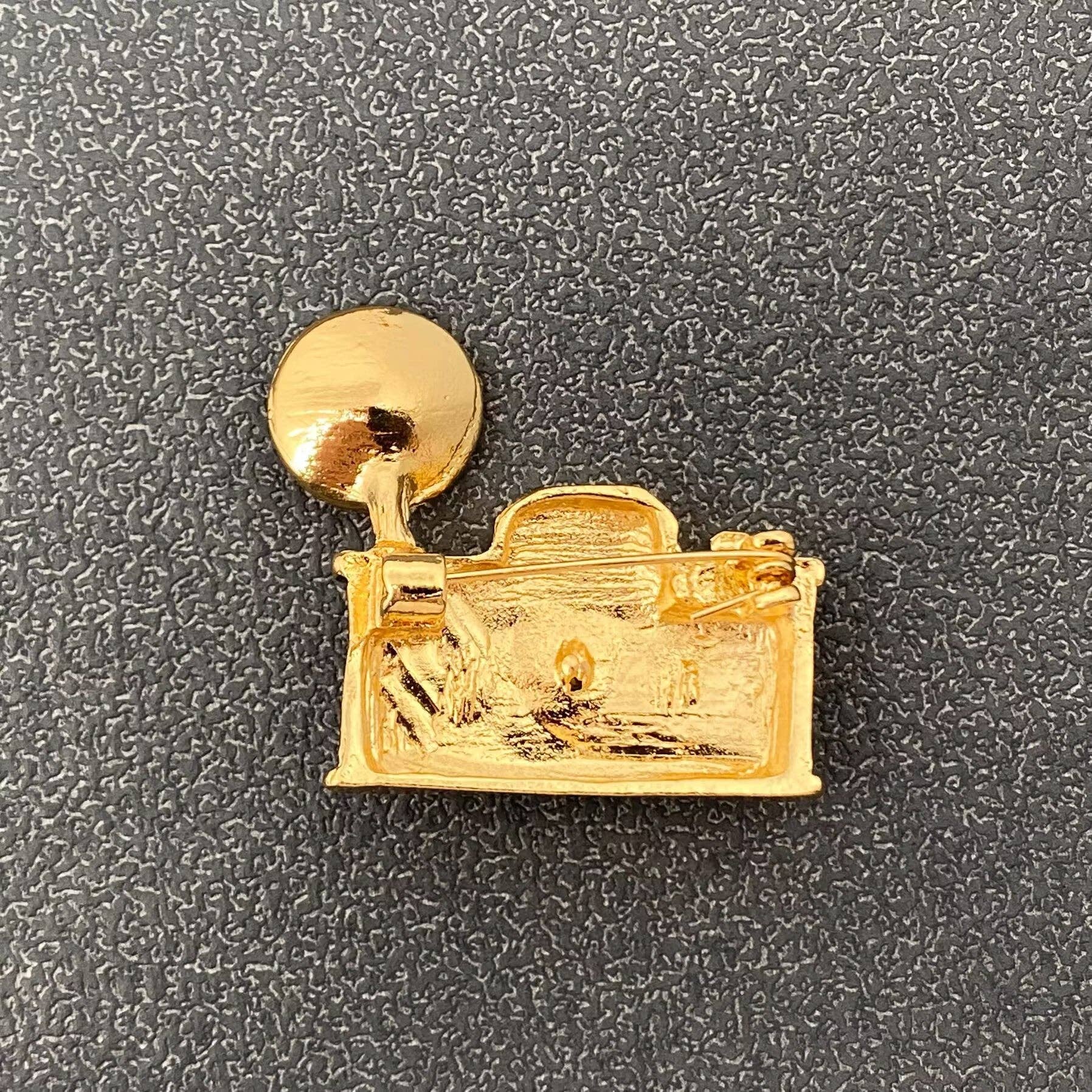 Vintage-Inspired Jeweled Camera Brooch