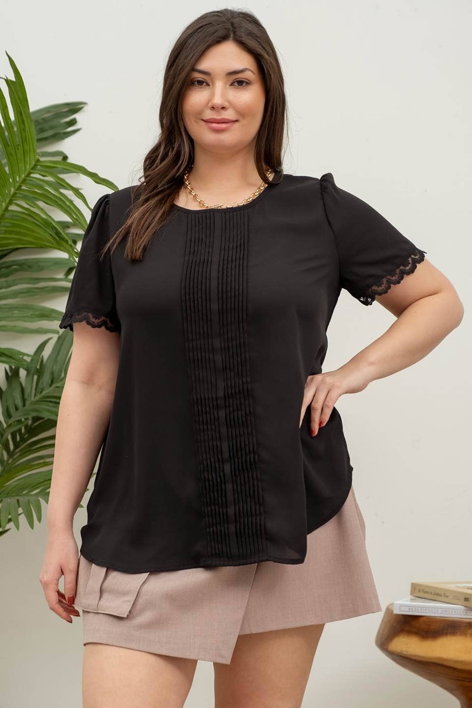 Plus Short Sleeve Lace Trim Pleated Top