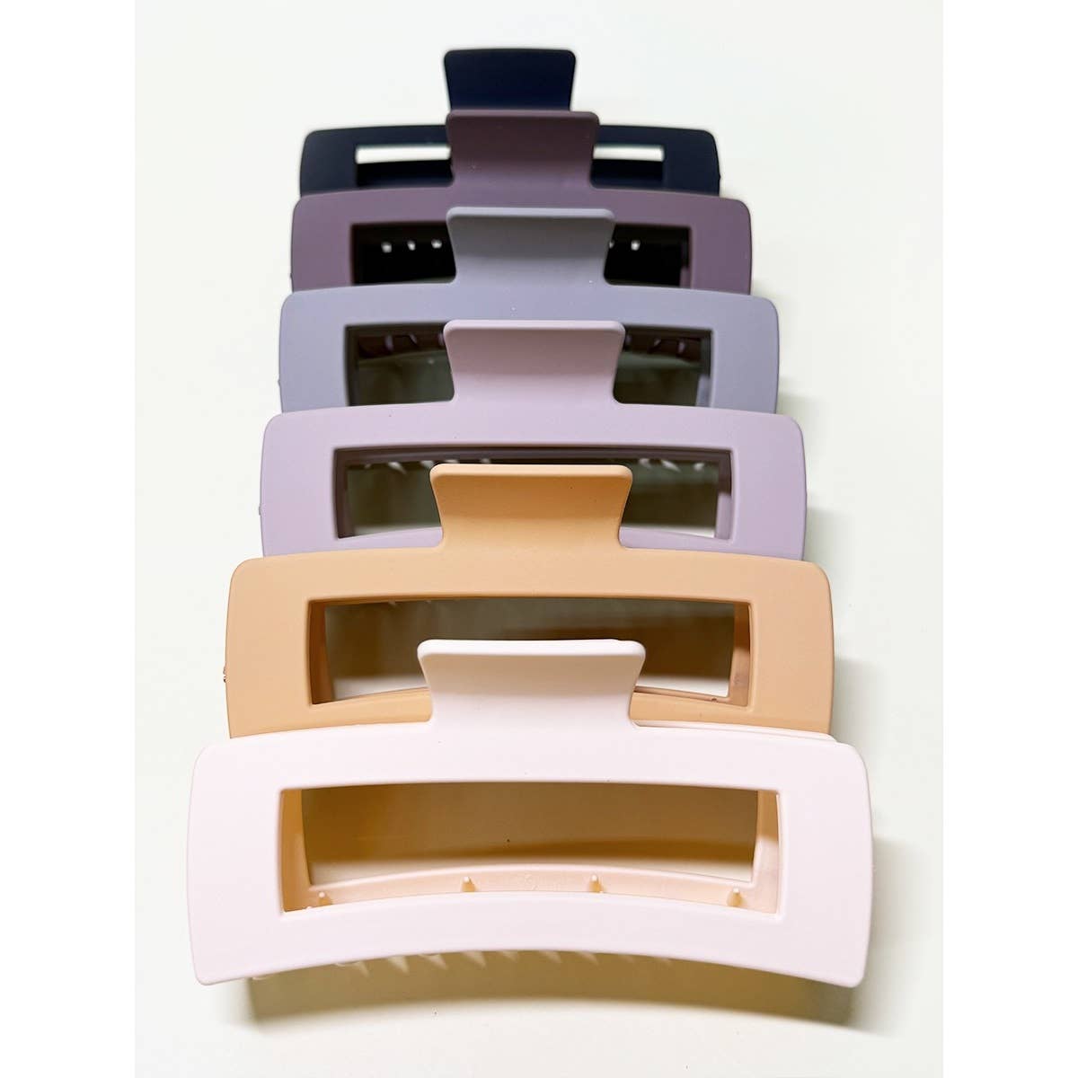 Oversized Matte Hair Claw Clip