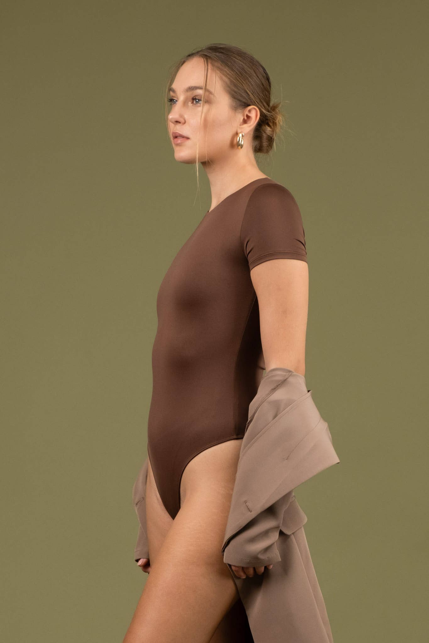 Round Neck Short Sleeve Bodysuit