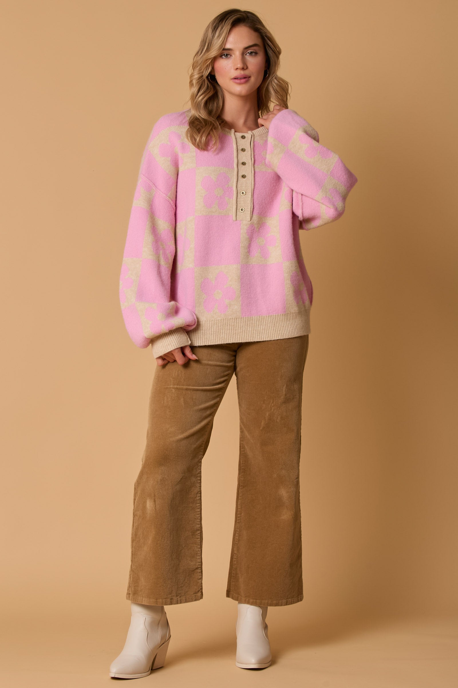 Flower LS Knit Sweater w/Front Button