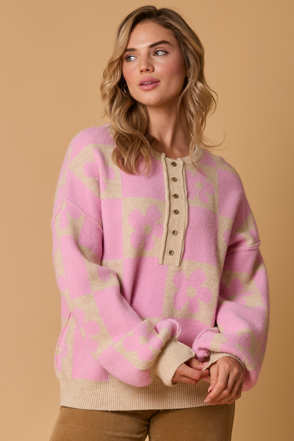 Flower LS Knit Sweater w/Front Button