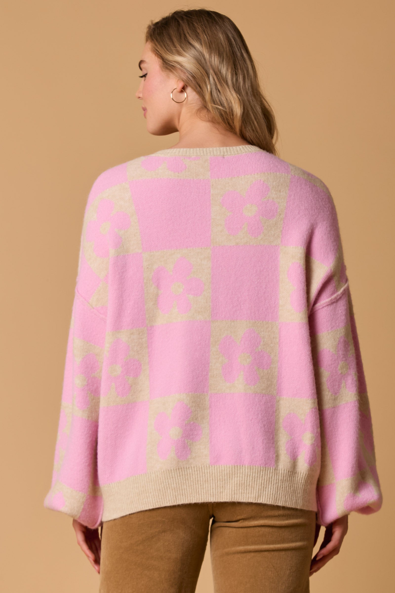 Flower LS Knit Sweater w/Front Button