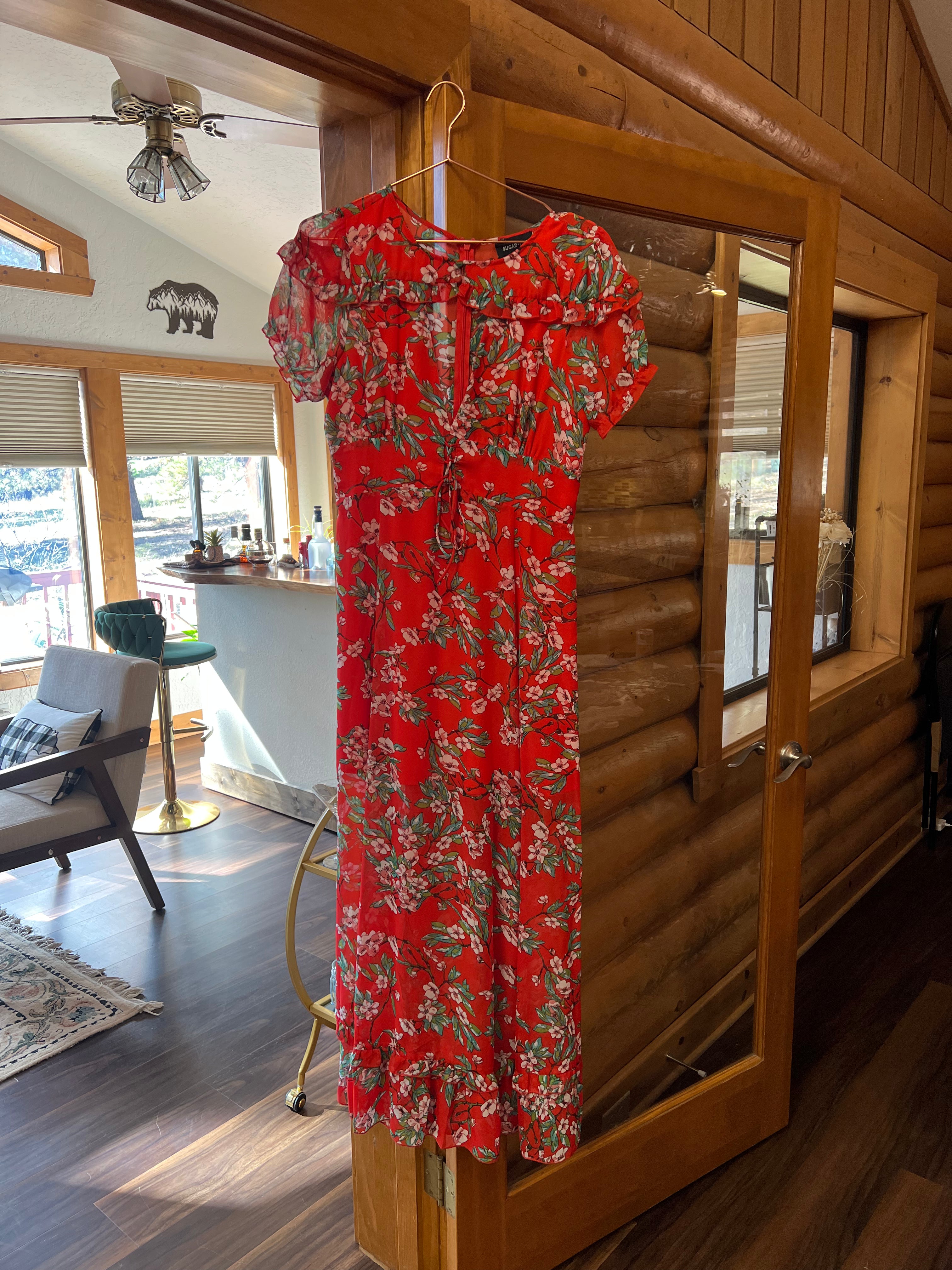 Scarlet Blossom Floral Maxi Dress with Plunging V-Neck & Front Slit-Gently Used