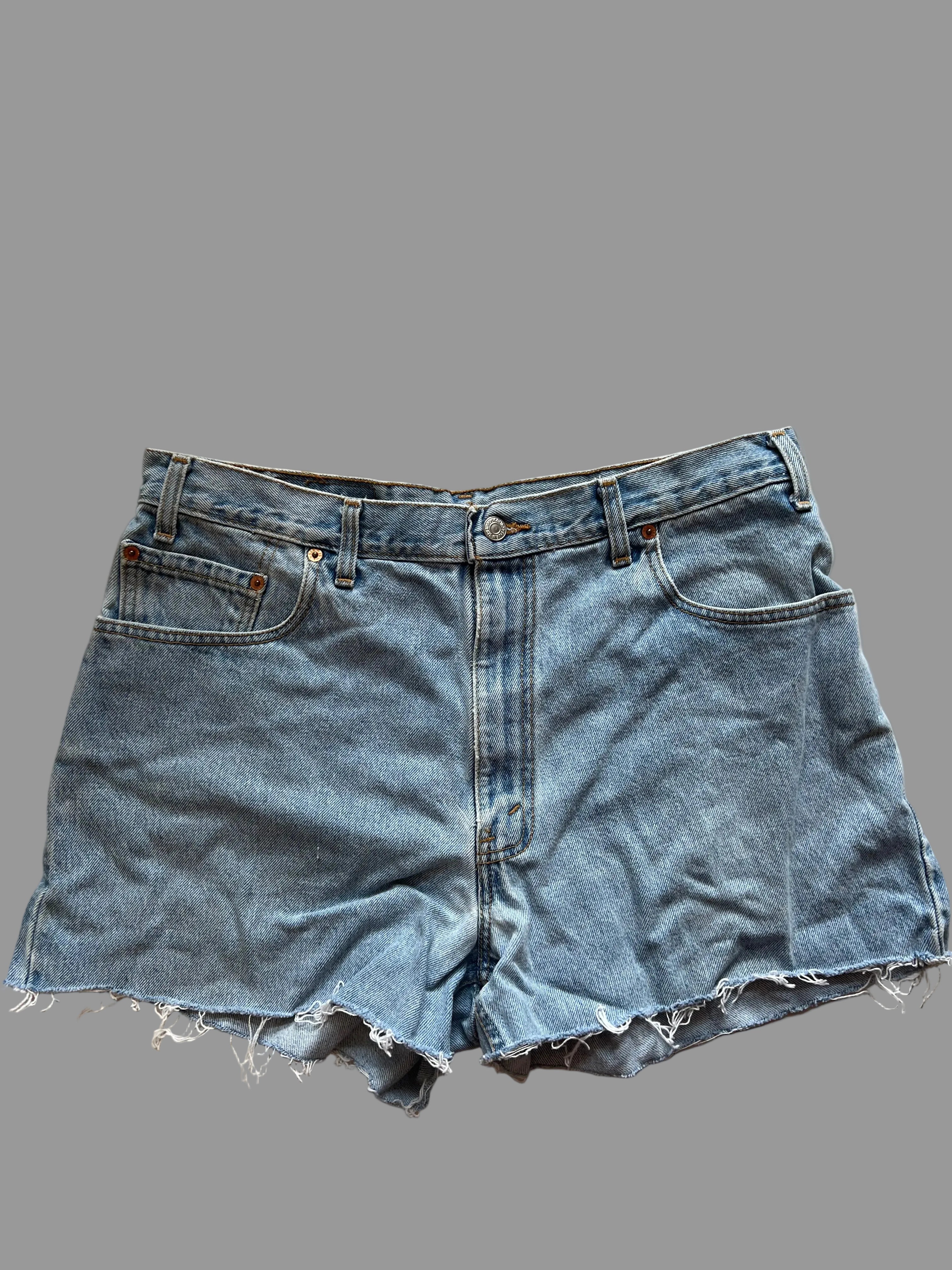 Vintage Women's Levi’s 560 Denim Shorts