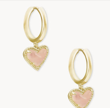 Ari Heart Gold Huggie Earrings in Rose Quartz