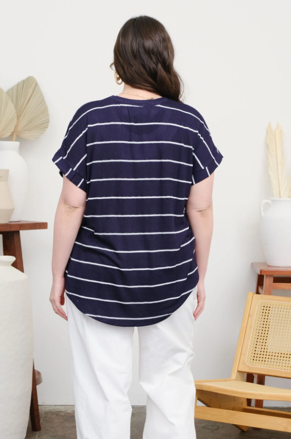 Plus Size Stripe Round Neck Short Cuff Sleeve Knit Top