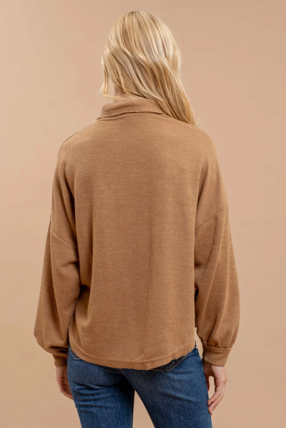 Collared Raw Edge Knit Top 