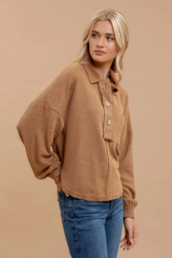 Collared Raw Edge Knit Top 