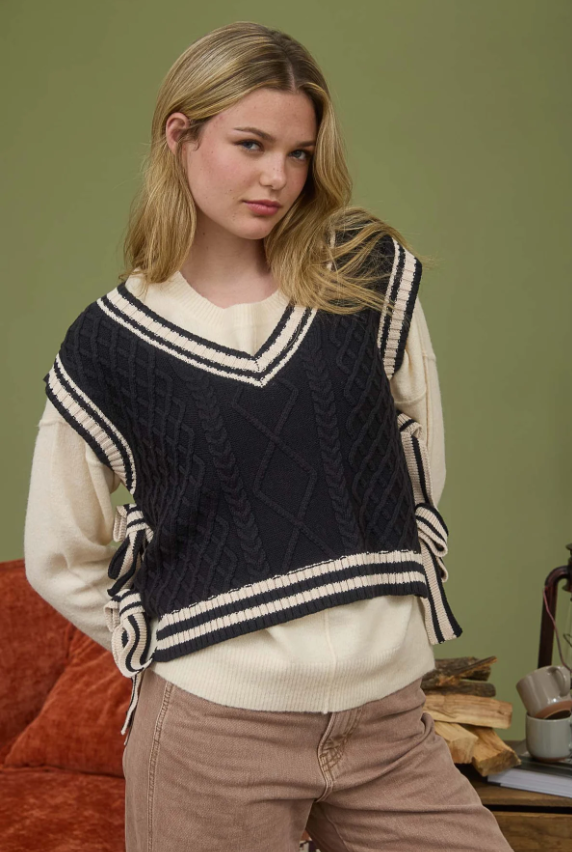 Contrast Line Trim Side Tie Knit Sweater Vest 