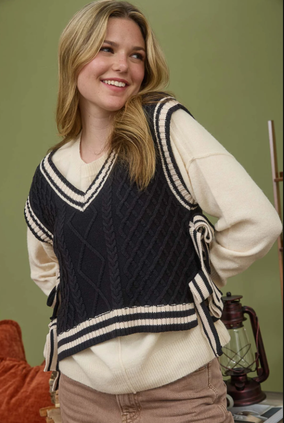 Contrast Line Trim Side Tie Knit Sweater Vest 