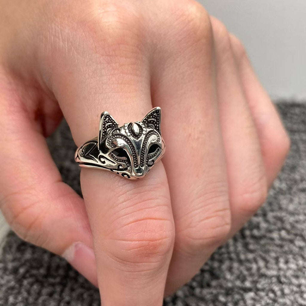 Antique-Inspired Silver Fox Adjustable Ring
