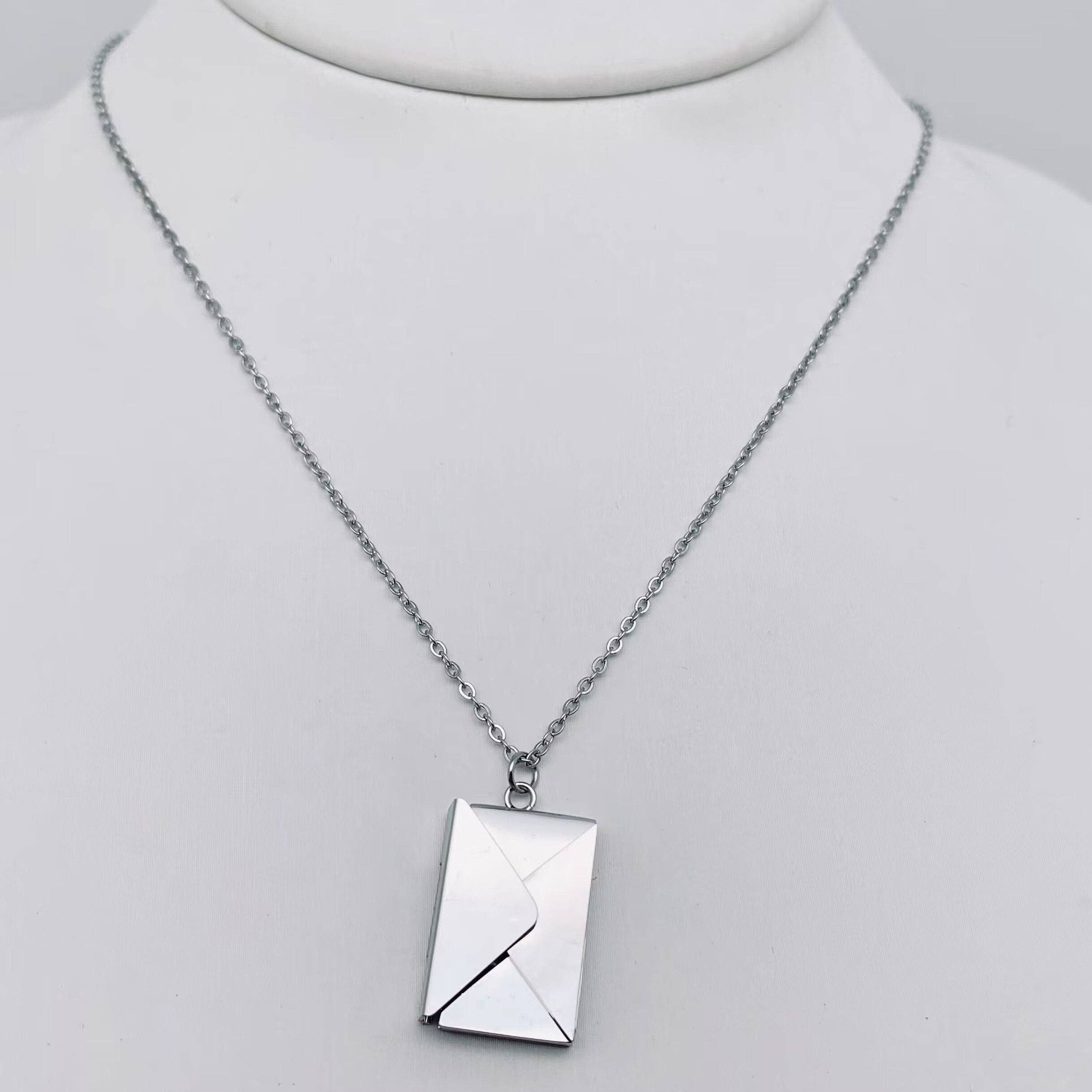 "I Love You" Openable Envelope Necklace