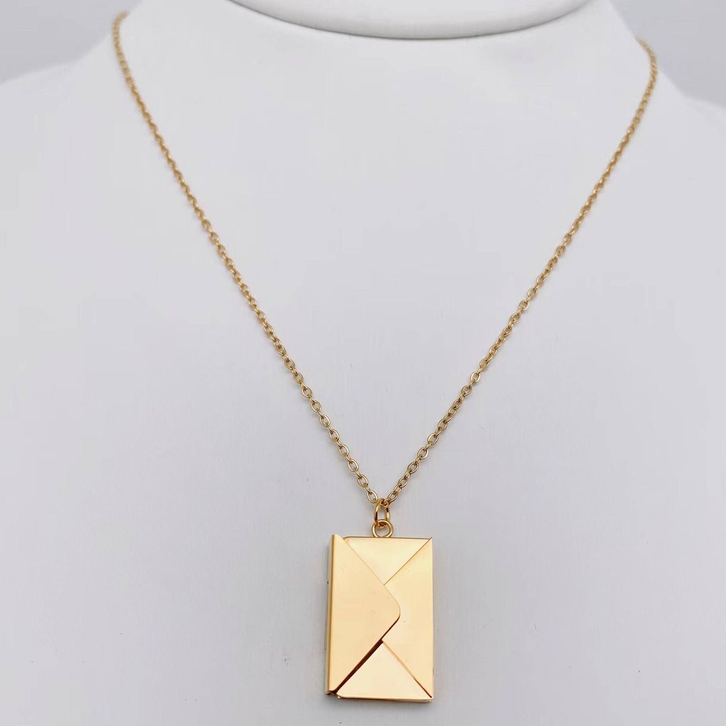 "I Love You" Openable Envelope Necklace