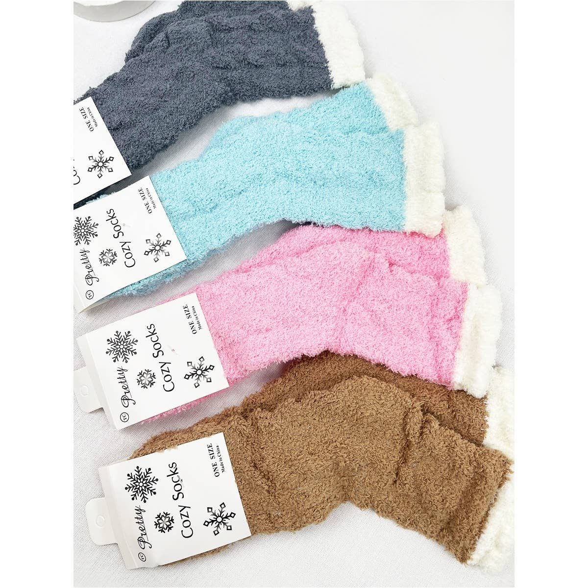 Two Tone Solid Cable Pattern Cozy Socks