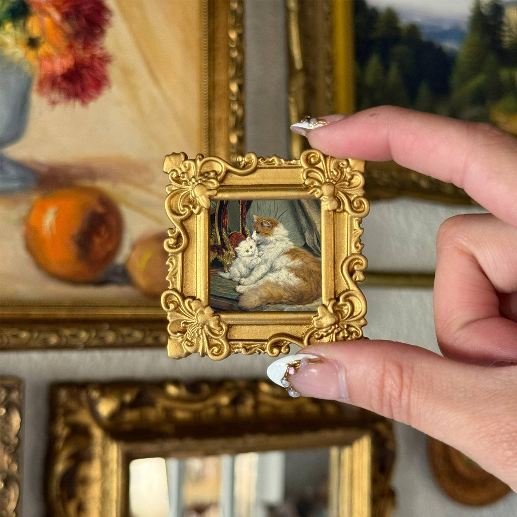 Vintage Style Resin Ornate Mom and Kitty Mini Magnet