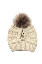 Outdoor Cable Knit Beanie with Pompom