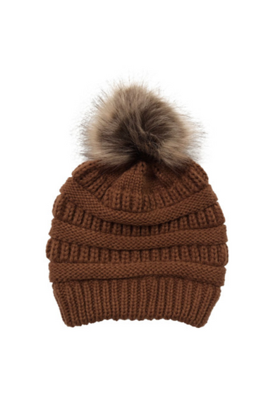 Outdoor Cable Knit Beanie with Pompom