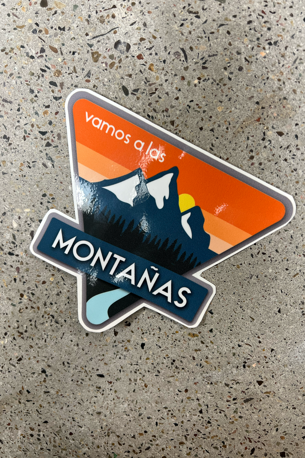 Vamos a las Montanas Sticker.