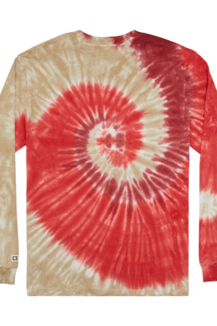 DC Men's Marvel Deadpool Streets Long Sleeve Tshirt.